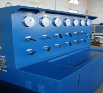 液壓支架試驗(yàn)臺(tái) 如下圖(使用單位:河南金馬重型機(jī)械制造有限公司)